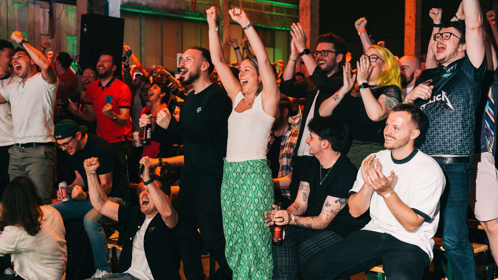 新华鲜报丨小事改革！2025春运细微处见暖意.